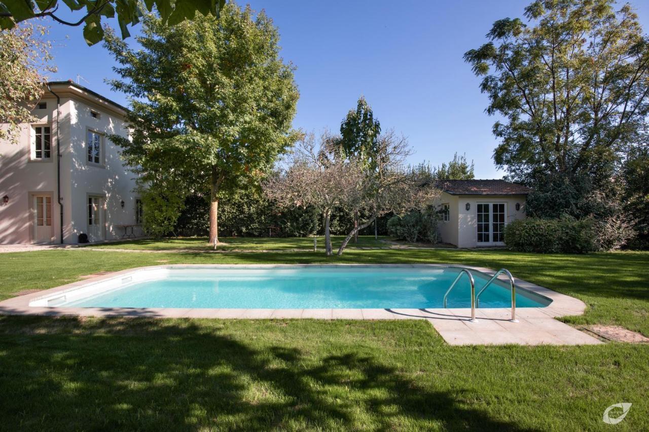 Villa Giardino Lucca Heated Pool, 2 Miles Lucca Capannori Exterior photo